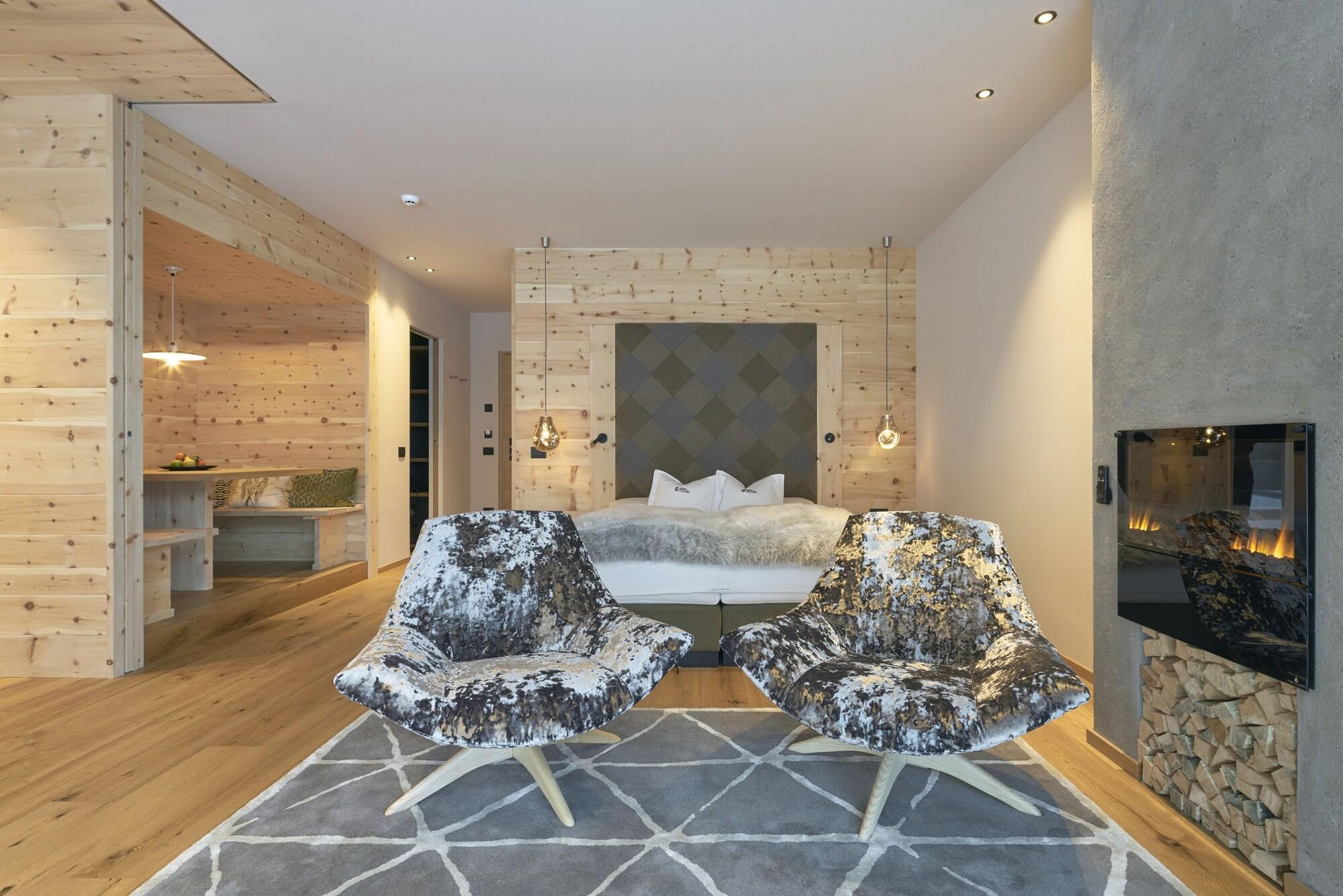 Cristallo - Wellness Mountain Living Hotel 4*